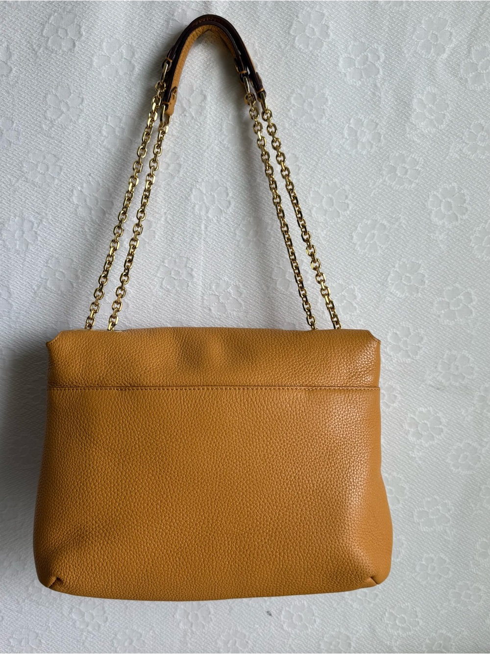 MCM light Brown Leather Shoulder Bag with Gold Chain Straps - Picture 8 of 17